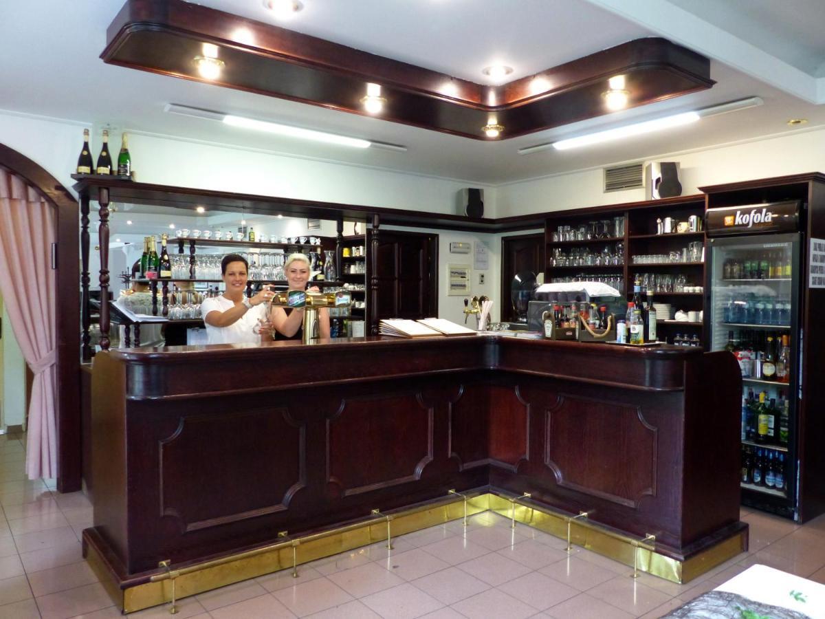 哈莫尼公寓酒店 Chodov  外观 照片